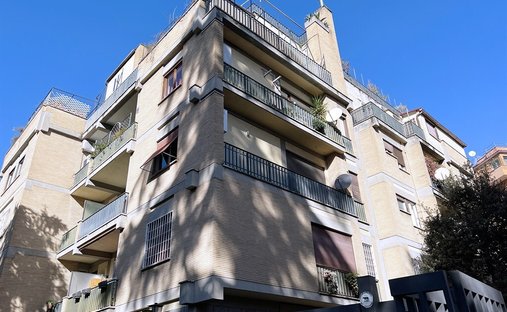 Apartment in Cortina d'Ampezzo - Farnesina, Rome, Lazio 1