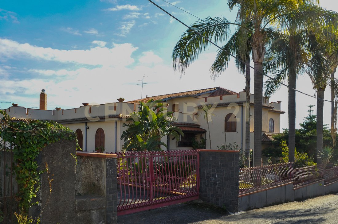 Villa in Giarre, Sicily, Italy 3 - 16915084