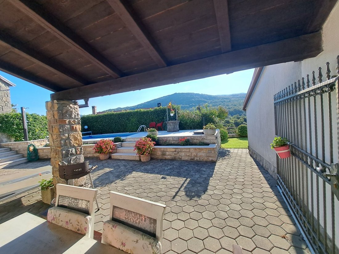 Villa in Opcina Matulji, Primorje-Gorski Kotar County, Croatia 4 - 17127472