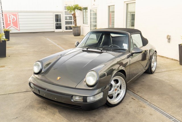 Cabriolet in Bellevue, WA, United States 3 - 16847536