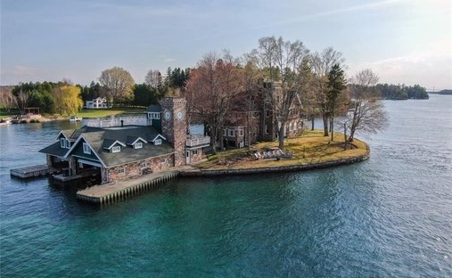 House in Wellesley Island, New York, United States 1