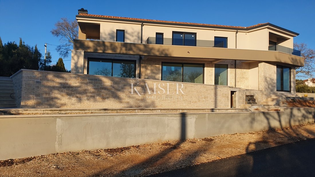 Villa in Porec, Istria County, Croatia 4 - 13450853