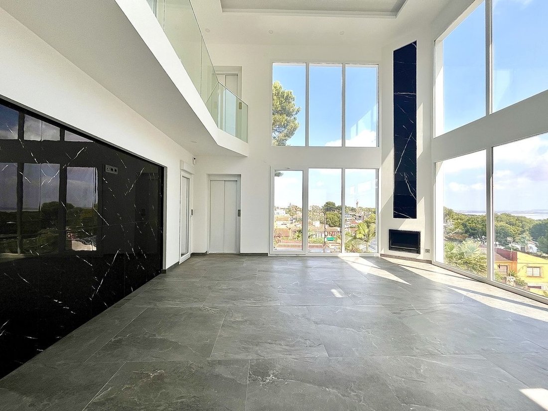 Villa in Orihuela, Valencian Community, Spain 4 - 17117967