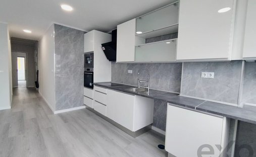 Apartment in Oeiras e Sao Juliao da Barra, Paco de Arcos e Caxias, Lisbon, Portugal 1