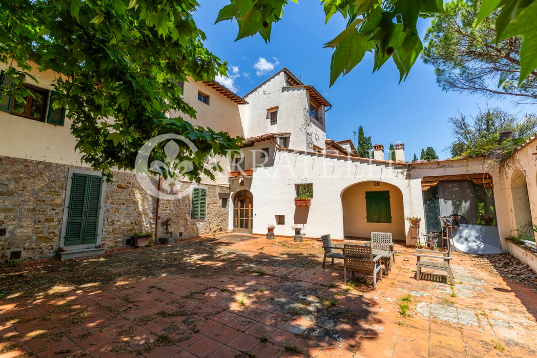 Villa in Center, Florence, Tuscany 2 - 15713201