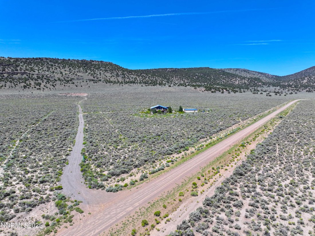 House in Gerlach, Nevada, United States 4 - 17103433
