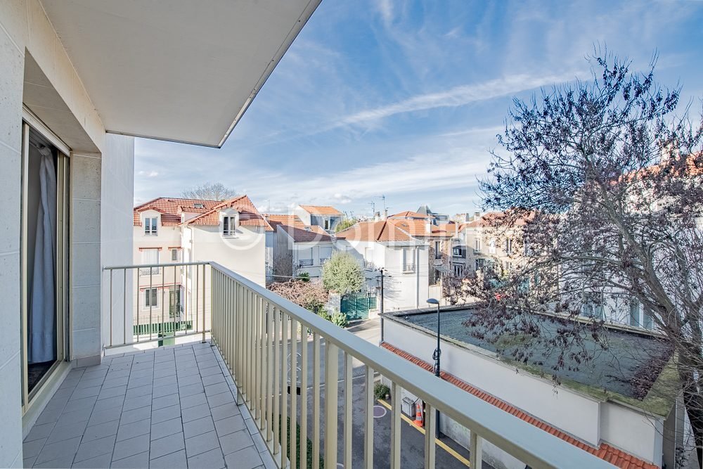 Apartment in Fontenay-sous-Bois, Ile-de-France, France 3 - 17112858