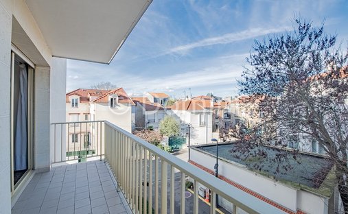 Apartment in Fontenay-sous-Bois, Ile-de-France, France 1