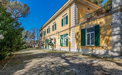 House in Castiglioncello, Rosignano Marittimo, Tuscany 1