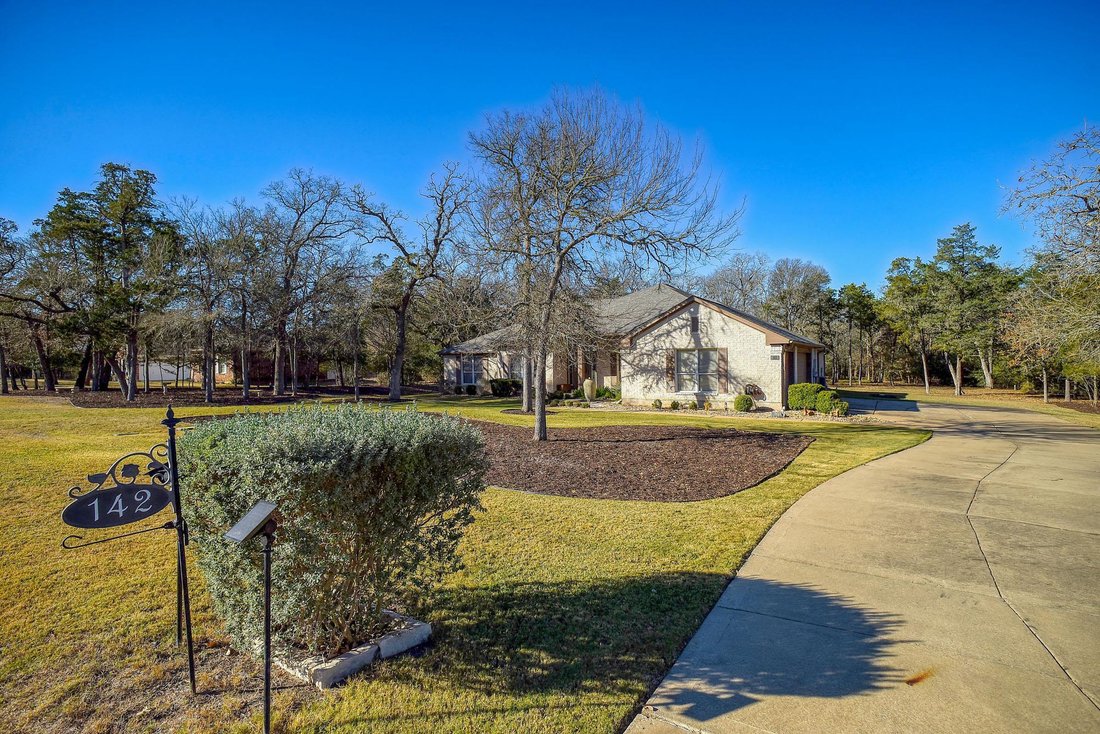 House in Bastrop, Texas, United States 4 - 17127971