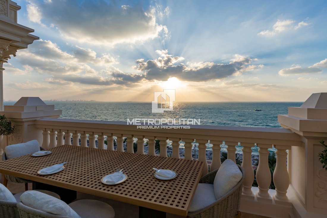 Apartment in Palm Jumeirah, Dubai, United Arab Emirates 1 - 17100341
