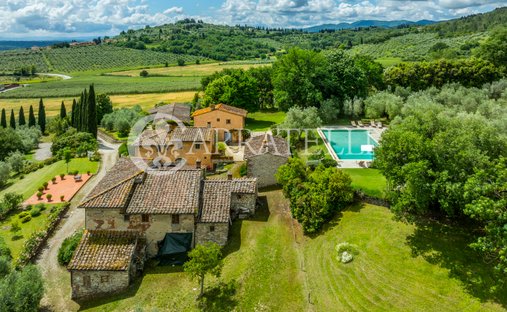 Farm Ranch in Rignano sull'Arno, Tuscany, Italy 1