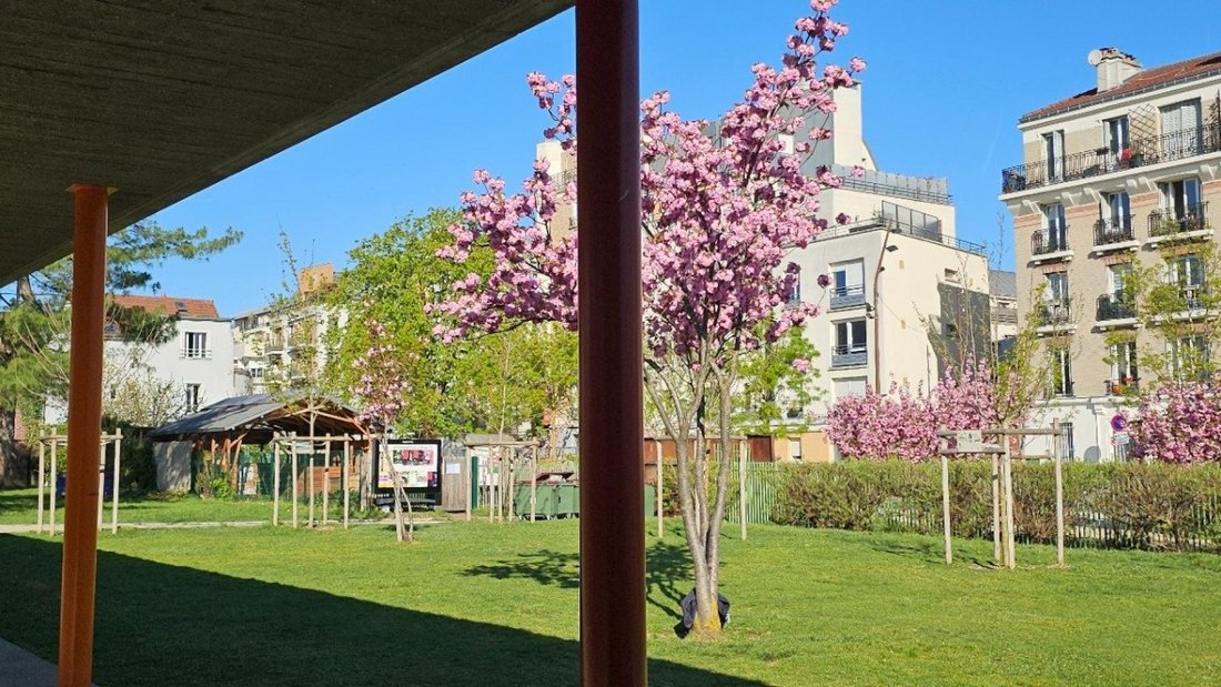 Apartment in Les Lilas, Ile-de-France, France 1 - 17127670