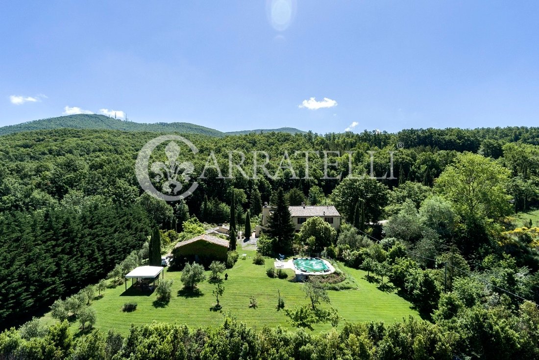 Country House in Sarteano, Tuscany, Italy 2 - 14605081