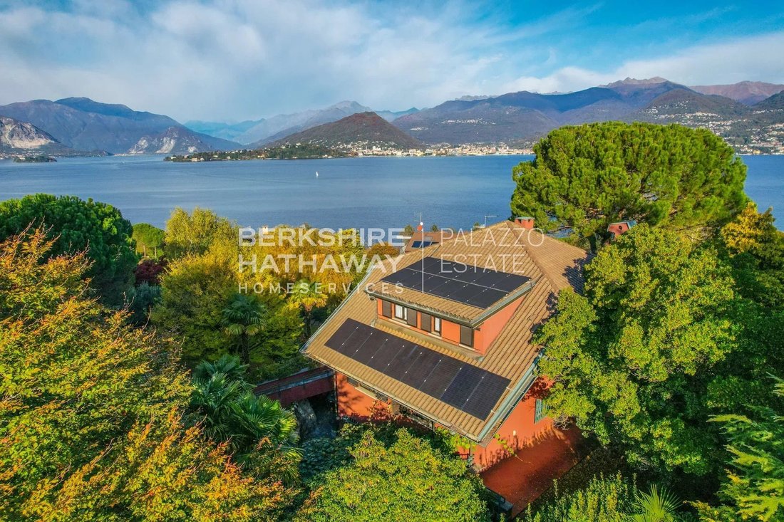 Villa in Laveno-Mombello, Lombardy, Italy 3 - 17104067