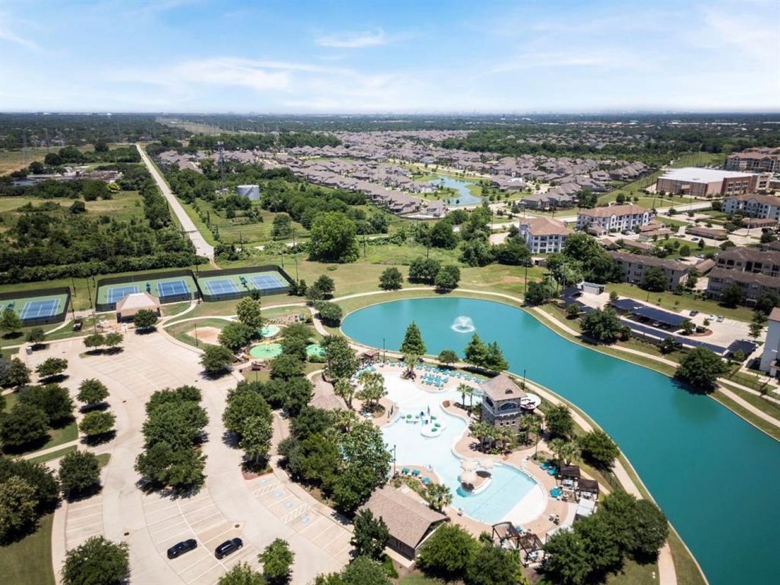 House in Sugar Land, Texas, United States 5 - 17129600