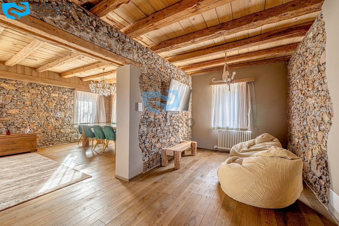 Estate in Vigo di Cadore, Veneto, Italy 2 - 17099255