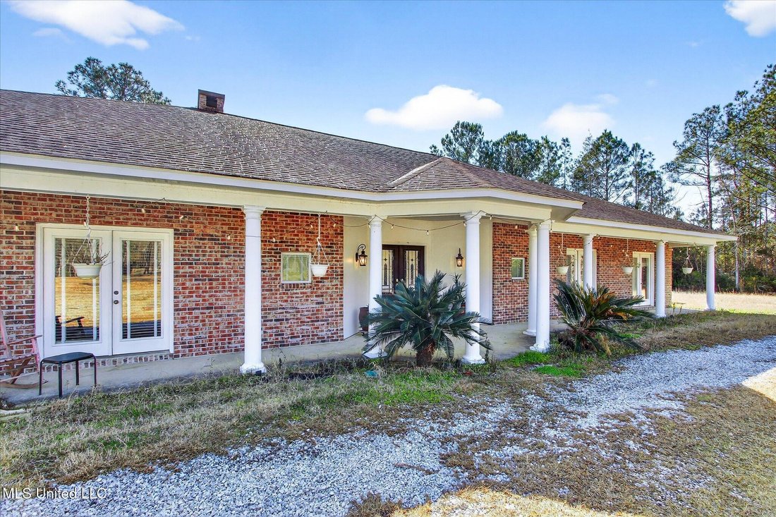 House in Gulfport, Mississippi, United States 5 - 17104108