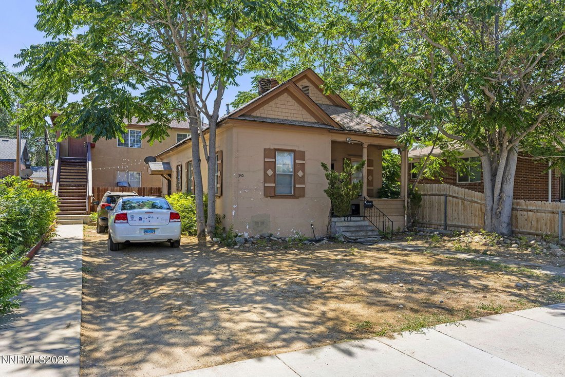 Reno, Nevada, United States 1 - 17103664