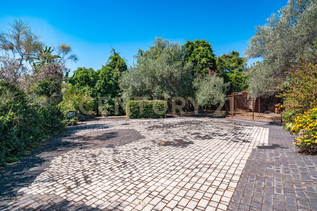 Villa in San Giovanni La Punta, Sicily, Italy 3 - 16915098