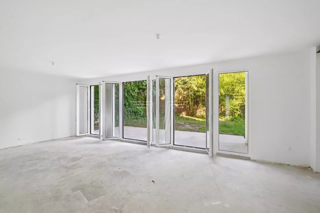 House in Les Bures, Garches, France 3 - 17127081