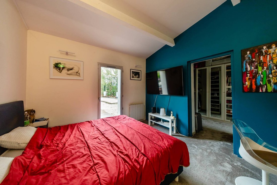 Villa in Nevons-route d'Apt, L'Isle-sur-la-Sorgue, France 4 - 17099686