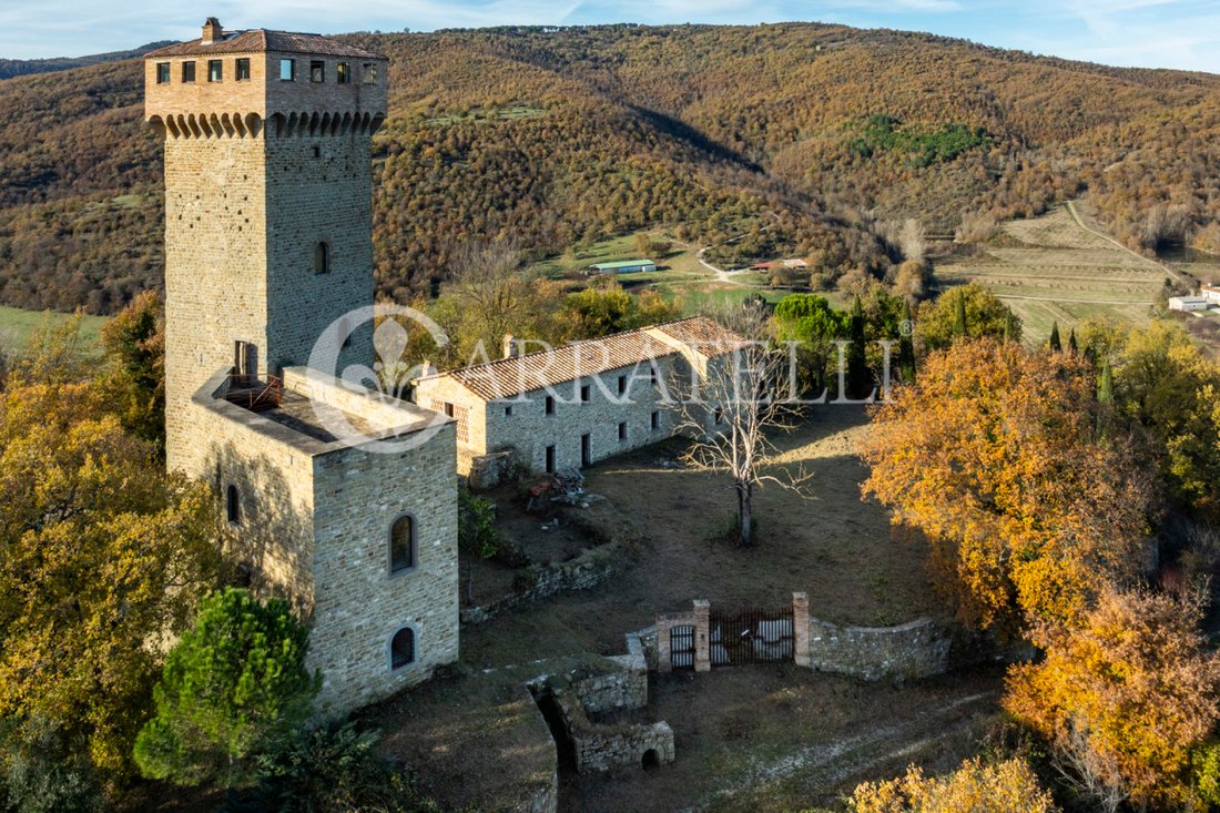 Villa in Passignano sul Trasimeno, Umbria, Italy 4 - 16796554