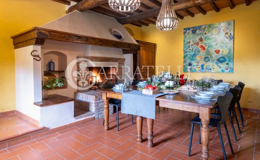 Country House in Colle di Val d'Elsa, Tuscany, Italy 1