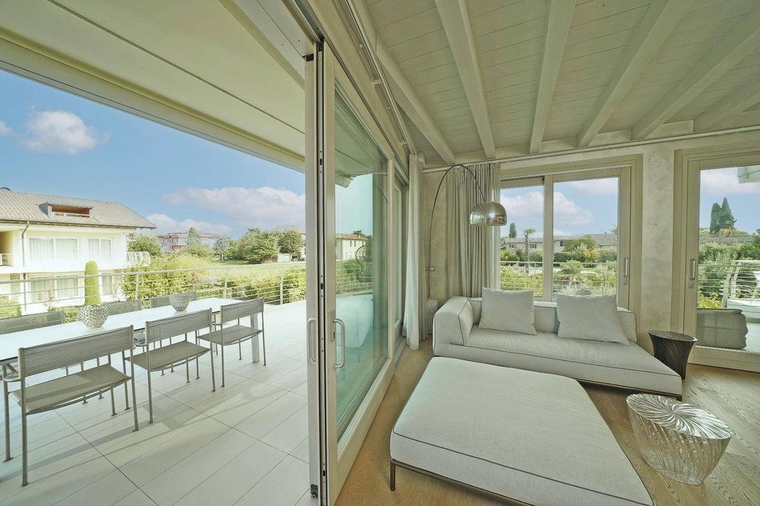Apartment in Center, Sirmione, Lombardy 3 - 13933186