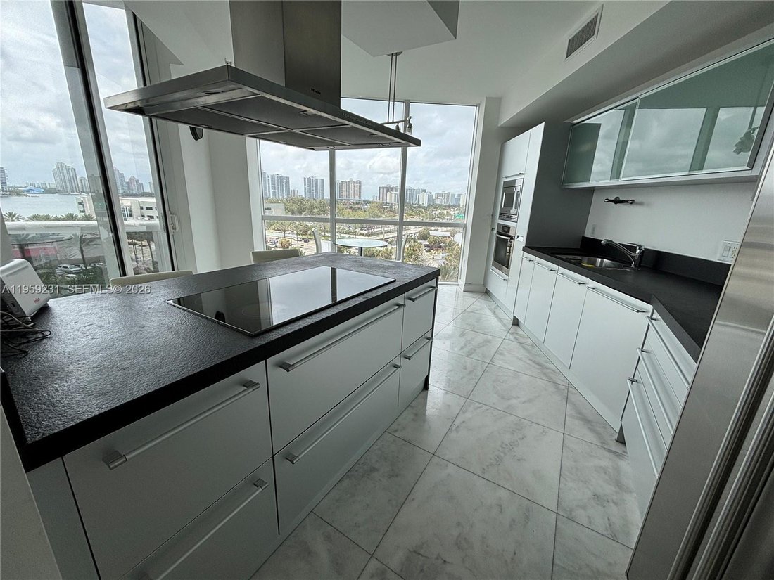 Condo in Sunny Isles Beach, Florida, United States 4 - 17102158