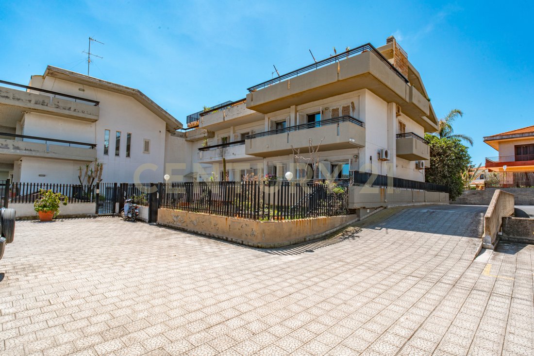 Villa in Aci Castello, Sicily, Italy 2 - 16927459