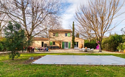 Villa à Nevons-route d'Apt, L'Isle-sur-la-Sorgue, France 1
