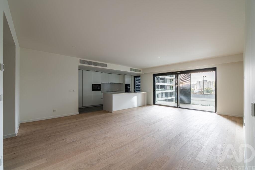 Apartment in Avenidas Novas, Lisbon, Portugal 2 - 17126697