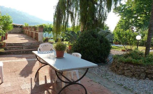 Country House in Pieve di Brancoli, Lucca, Tuscany 1