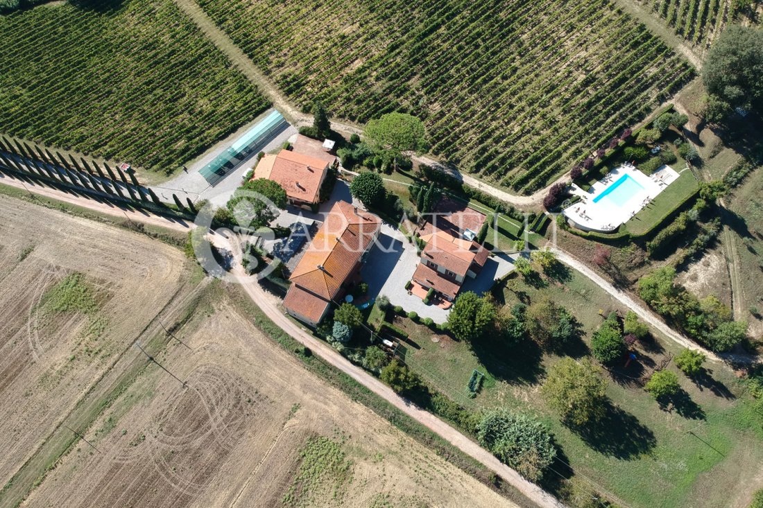 Country House in Pian dei Giullari, Florence, Italy 4 - 12604800