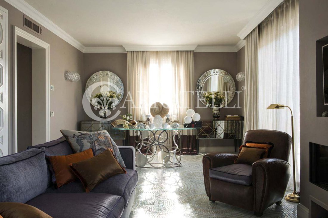 House in Center, Forte dei Marmi, Tuscany 4 - 15741027