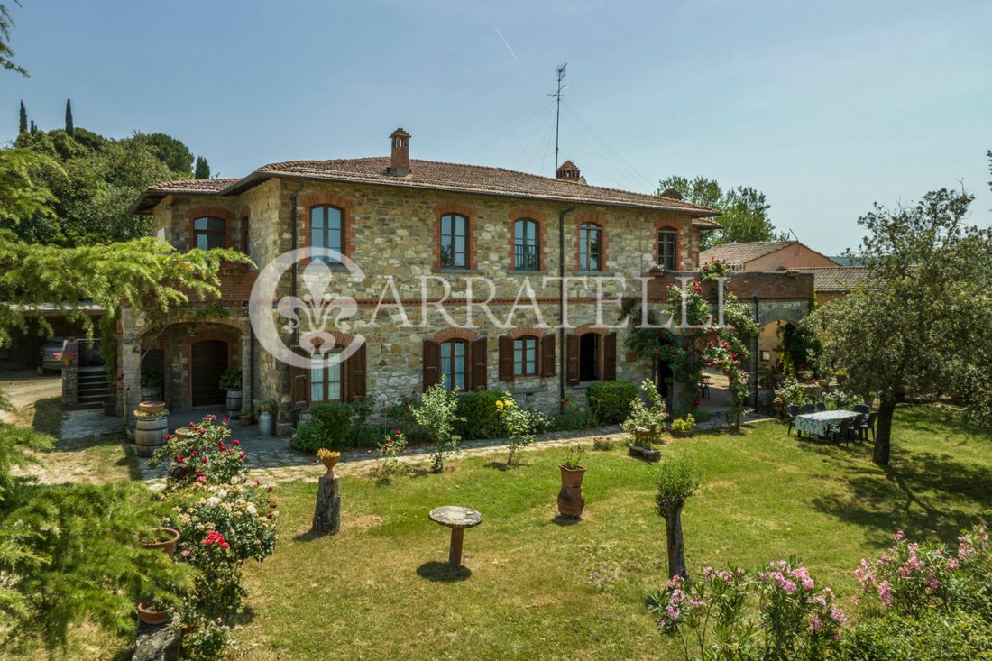 Country House in Montefioralle, Greve in Chianti, Tuscany 2 - 14483959