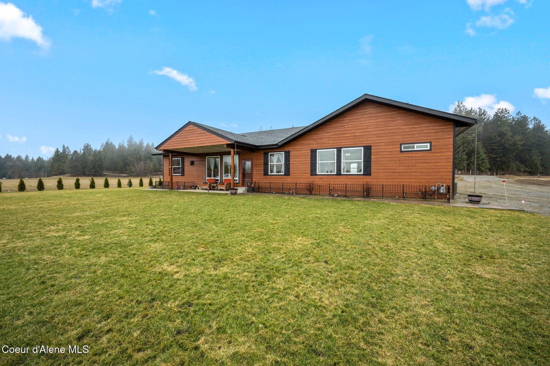 House in Moyie Springs, Idaho, United States 5 - 17102537