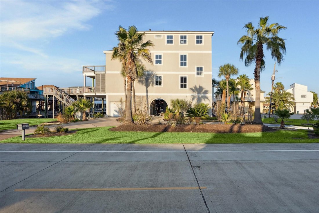 House in Galveston, Texas, United States 4 - 17058458