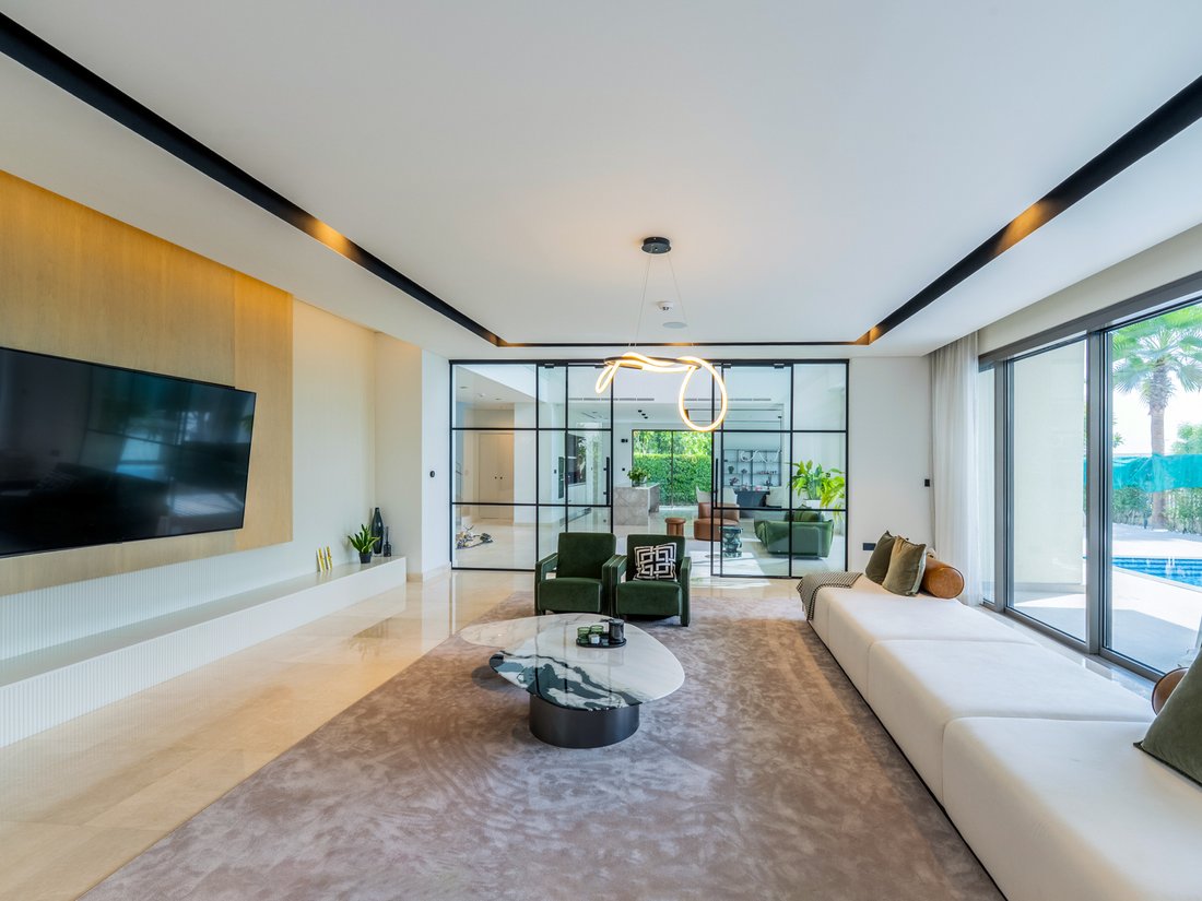 Villa in Hadaeq Sheikh Mohammed Bin Rashid, Dubai, United Arab Emirates 4 - 17124067