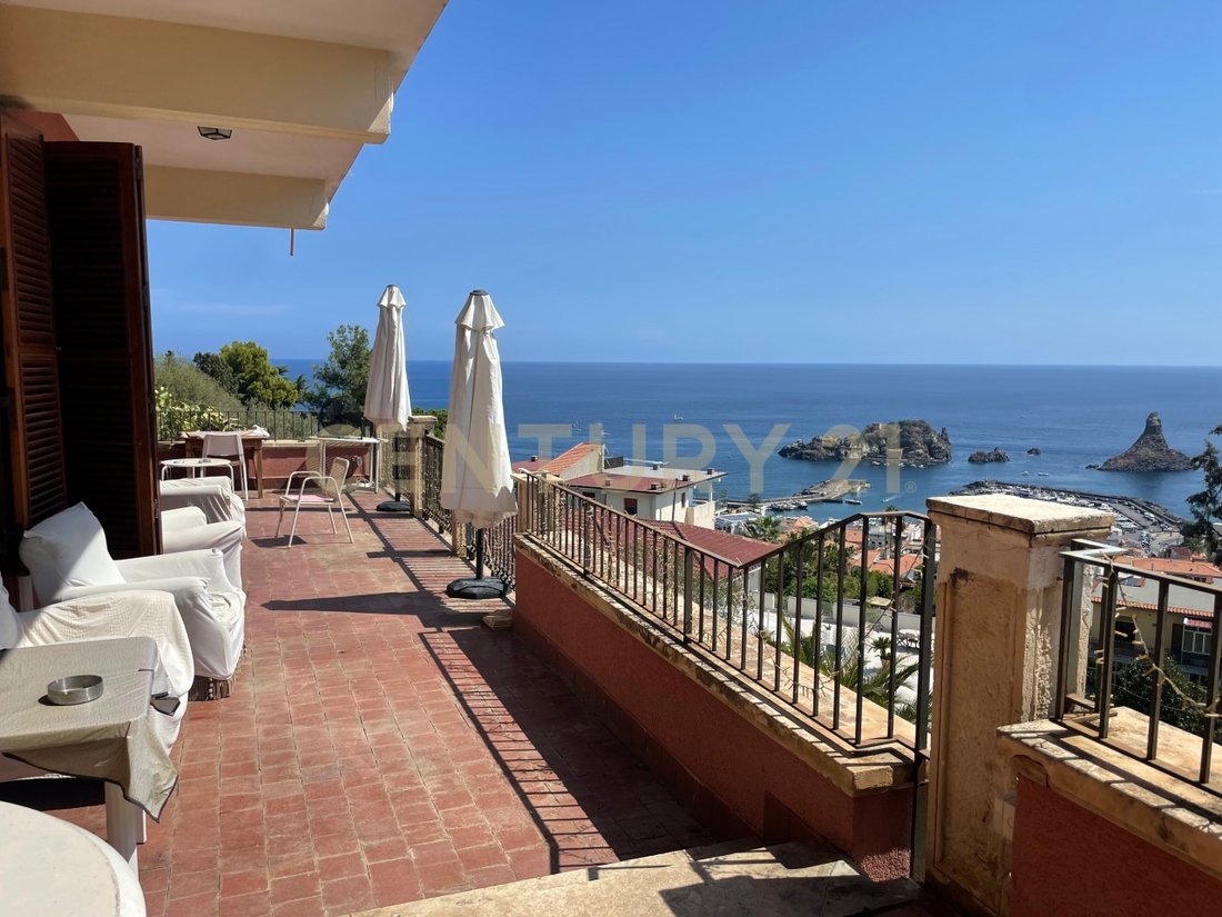 Villa in Aci Castello, Sicily, Italy 3 - 16927536