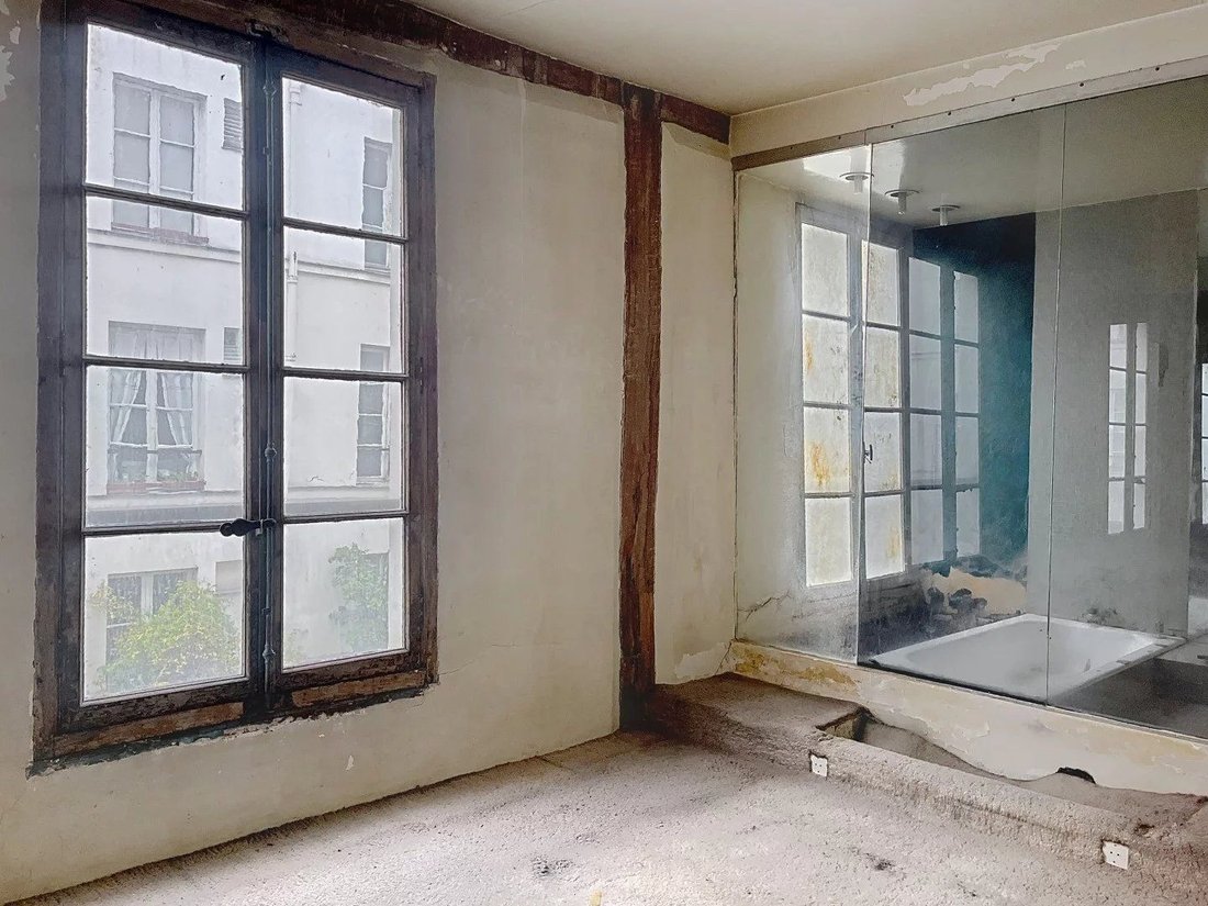 Apartment in Saint Philippe du Roule, Paris 8e Arrondissement, Paris 4 - 17104020
