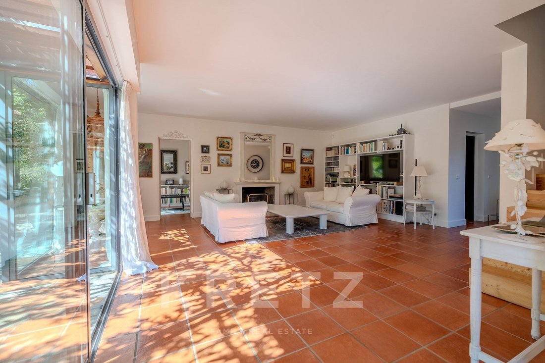 Villa in Sévrier, Auvergne-Rhône-Alpes, France 1 - 16256873