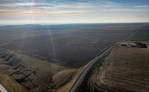 Land in Kennewick, Washington, United States 1