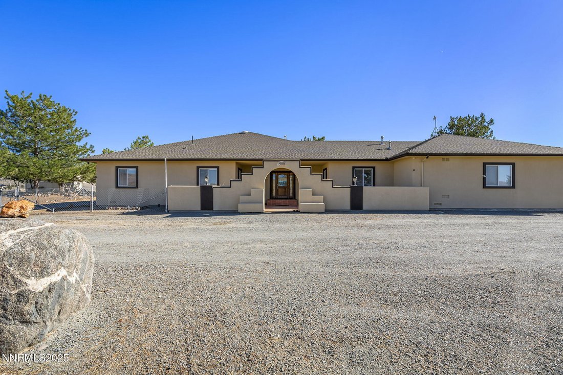House in Reno, Nevada, United States 2 - 17102779