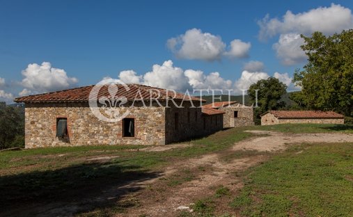 Country House in Gaiole in Chianti, Tuscany, Italy 1