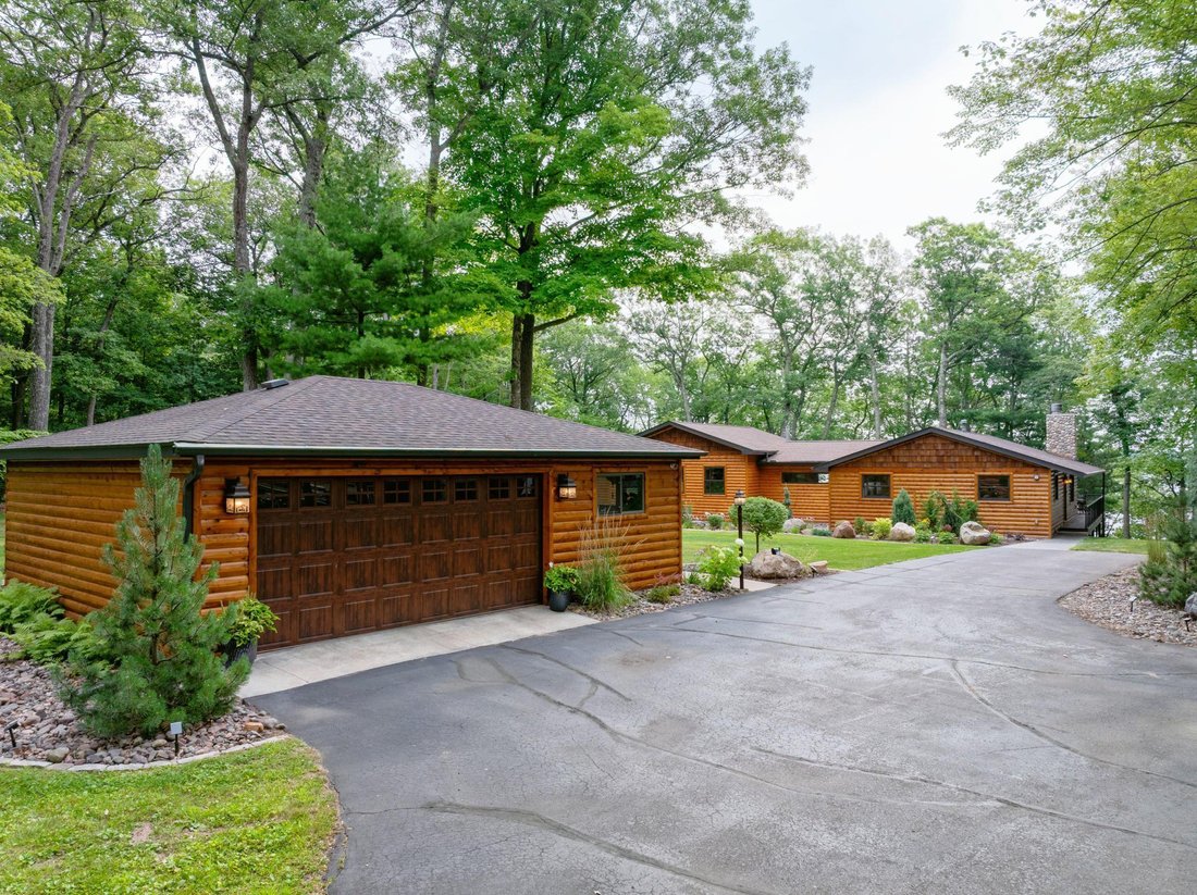House in Stone Lake, Wisconsin, United States 4 - 17131777