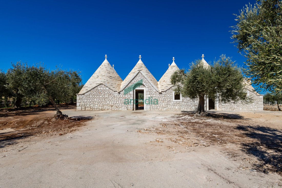 Country House in Alberobello, Apulia, Italy 4 - 14776417