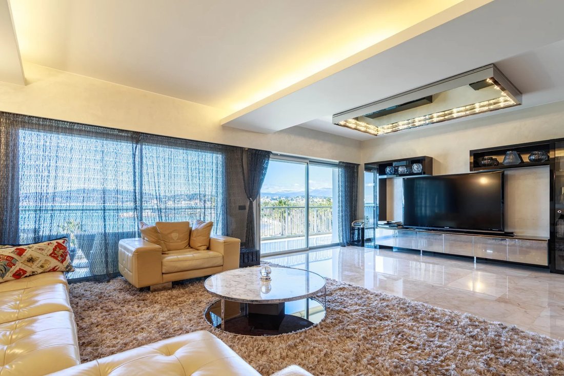 Apartment in Cannes, Provence-Alpes-Côte d'Azur, France 1 - 17129515