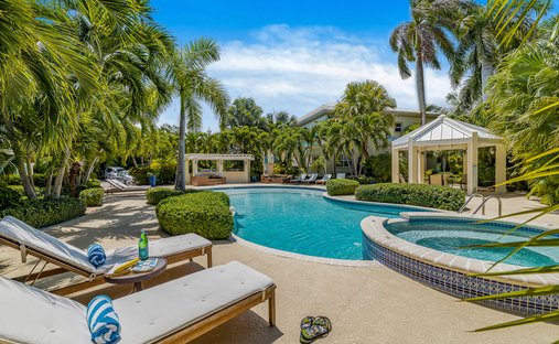 Condo in Leeward Settlement, Caicos Islands, Turks and Caicos Islands 1